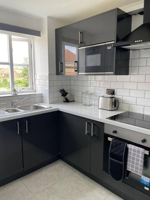 Grays Serviced Apartment Stifford Εξωτερικό φωτογραφία