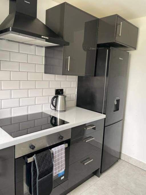 Grays Serviced Apartment Stifford Εξωτερικό φωτογραφία