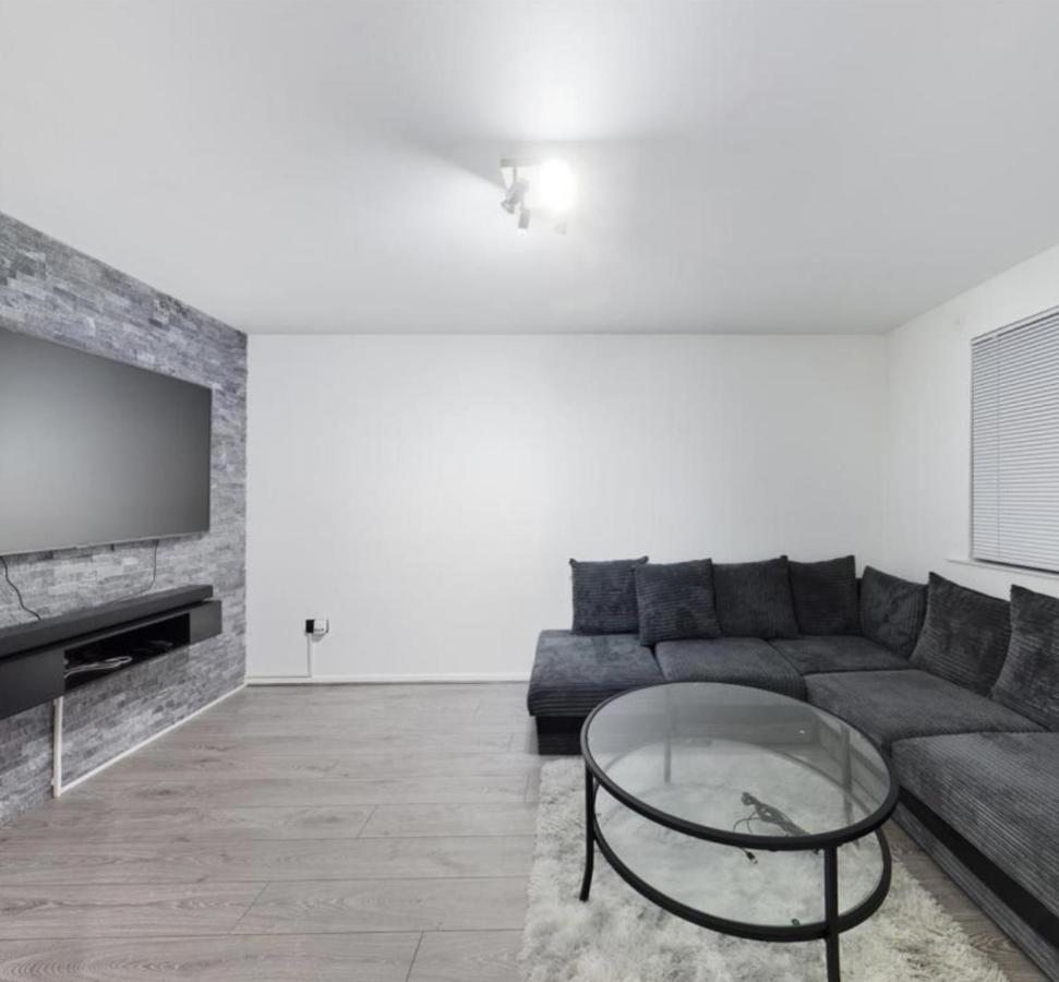 Grays Serviced Apartment Stifford Εξωτερικό φωτογραφία